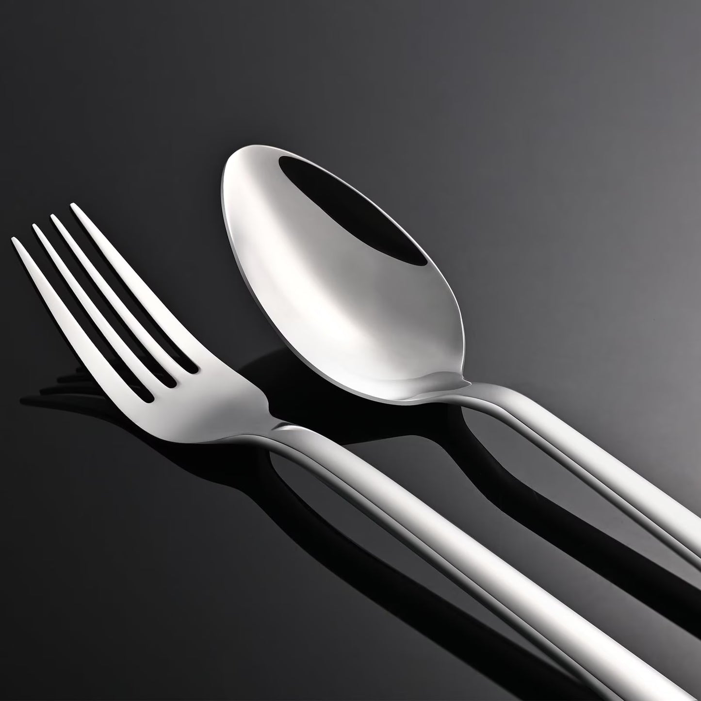 Yilush Silverware Set, 30 Piece Flatware Cutlery Set for 6, 18/10 Stainless Steel Silverware Mirror Polished Dishwasher Safe for Home, Restaurant, Wedding, Party(Silver, 30 pieces for 6)