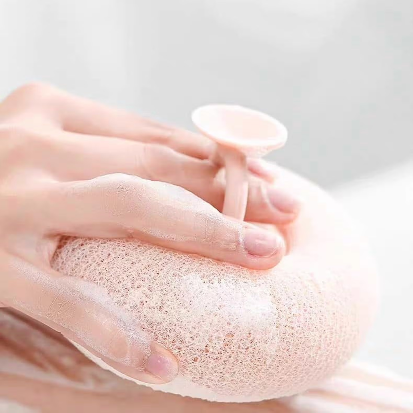 Super Soft Sunflower Suction Cup Bath Ball, 2-in-1 Shower Scrubber Sponge for Body, Upgraded Sponge Mesh Pouf Bath Ball, Magic Exfoliating Bath Sponge Shower Ball for Women Men Shower